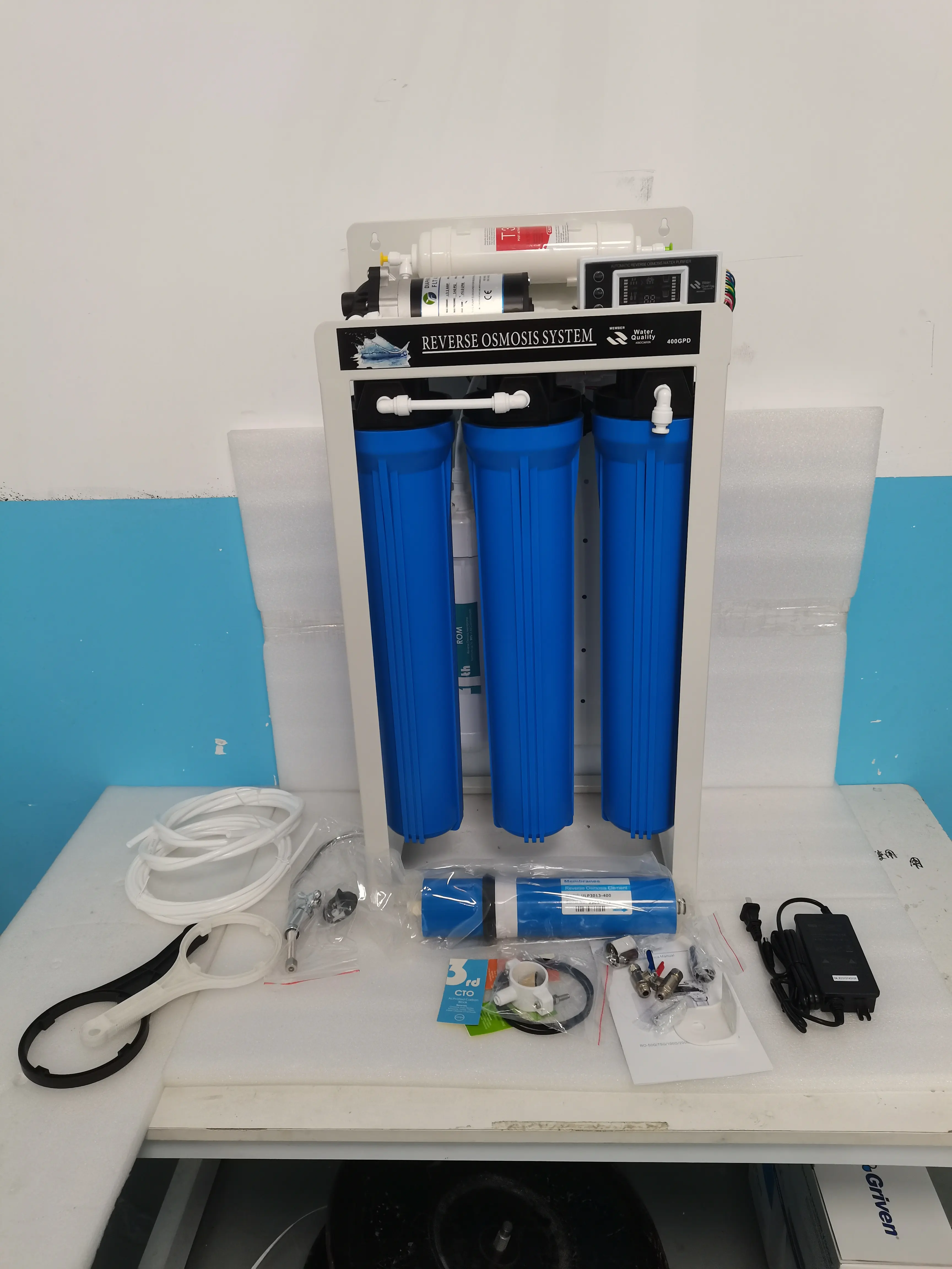 Máquina de agua potable de ósmosis inversa de alto flujo 400GPD para beber directamente en la oficina en casa