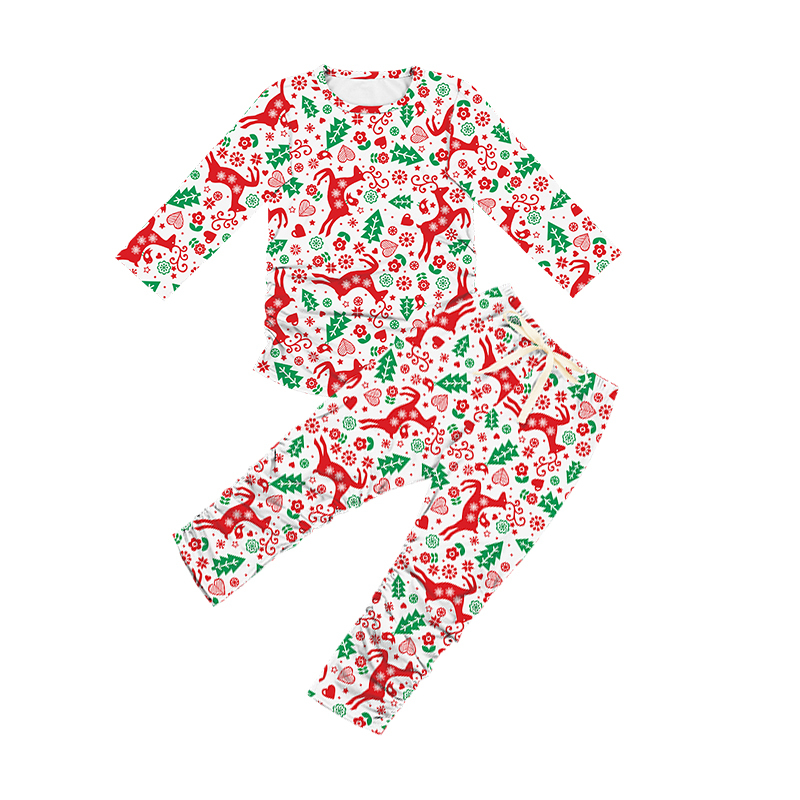 Blanco con estampado navideño de renos rojos