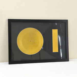 40cm <strong>X</strong> 60cm Black Wood Vinyl Record <strong>Frame</strong> for Displaying Your Favorite Records, Perfect for Home Decor.