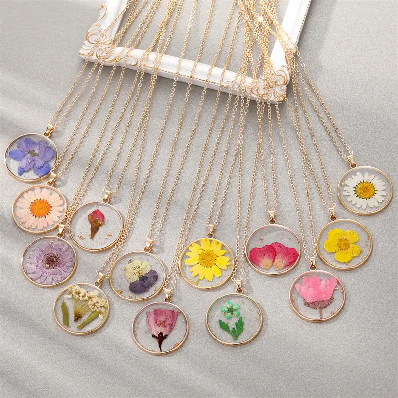 SUXUAN Jewelry Women Multi Color Resin Flower Necklace Vintage Colorful Eternal Sunflower Natural Dried Flower Necklace