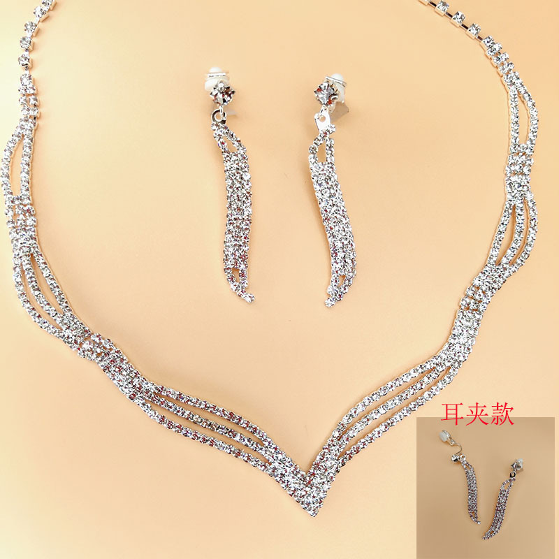 B (necklace+clip Earing)