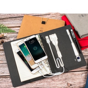 Luce Led Wireless A5 Smart <span class=keywords><strong>Notebook</strong></span> lampada da tavolo ricarica <span class=keywords><strong>Notebook</strong></span> personalizzato <span class=keywords><strong>Notebook</strong></span> 8000 Mah Power Bank Multi funzionale