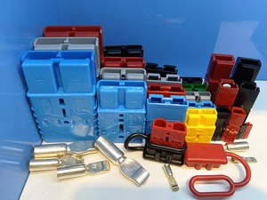 High Quality Quick Disconnect Power Connectors Waterproof Battery Box <strong>Anderson</strong> Plug Receptacle Sb50 Sb120 Sb175 Sb350 - Product Image 2