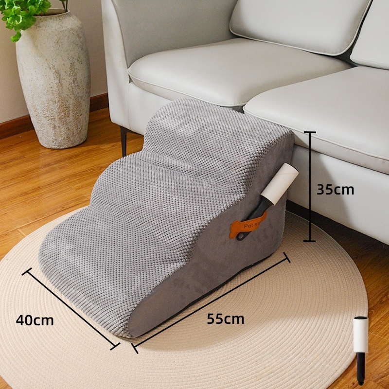 Petit troisième escalier gris