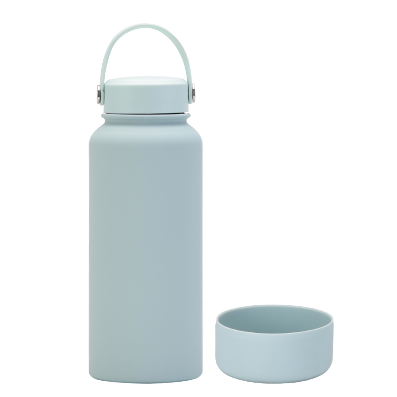 Blanc bleuté