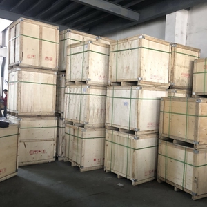 熔化炉用碳化硅石墨粘土坩埚熔化炉用倾斜石墨坩埚
