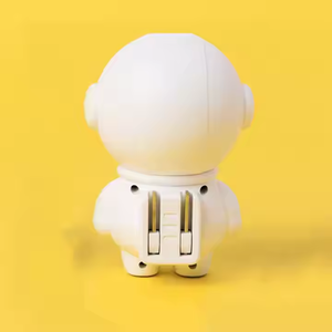 Wiederauf ladbare LED für Astronauten-Nachtlicht für moderne Kinder Schlafzimmer ABS/PC Spaceman Modell <span class=keywords><strong>Timer</strong></span> Fernbedienung Plug-In Power Sup