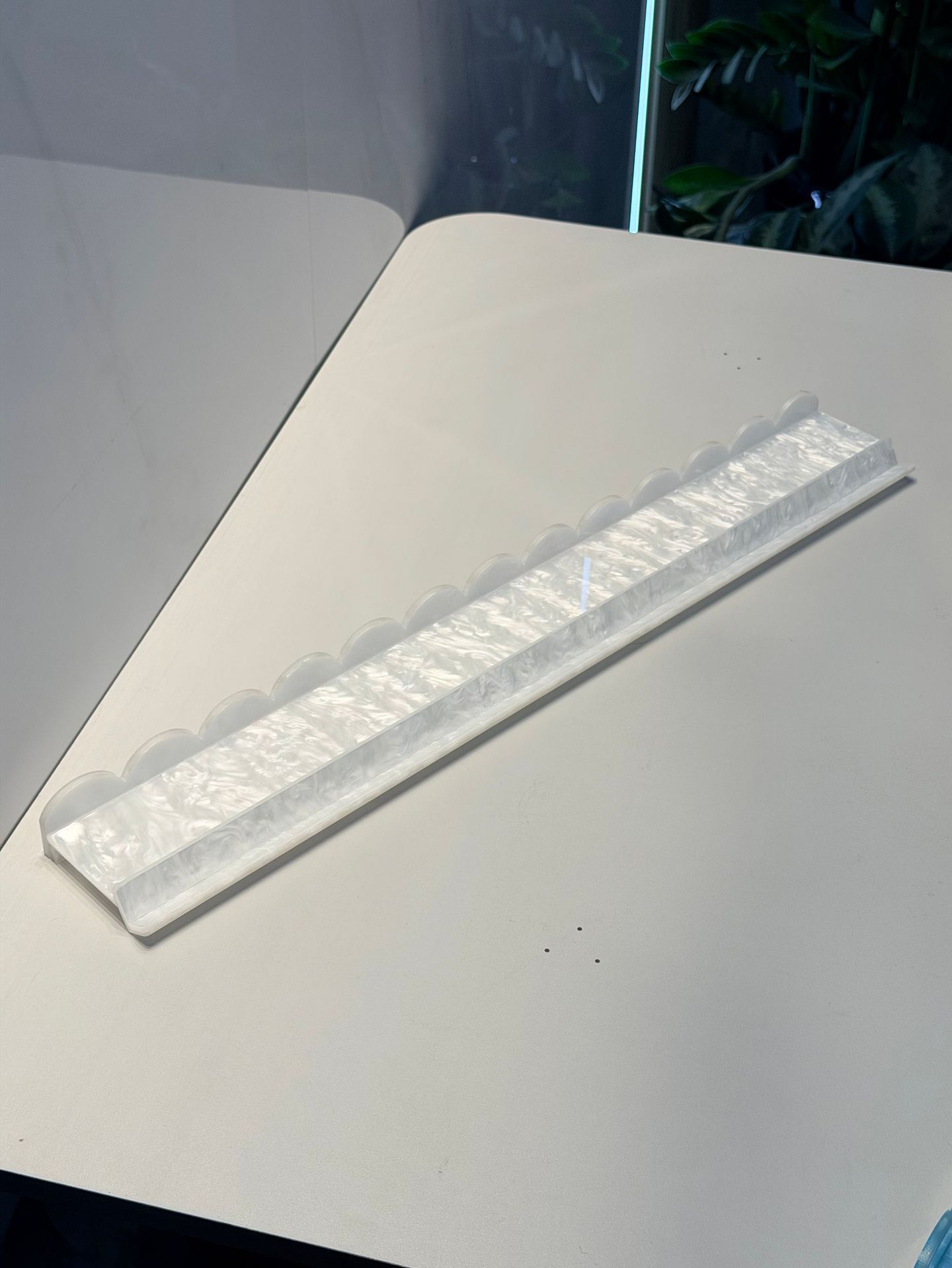 20in White Pearlescent mahjong racks(4 pc)