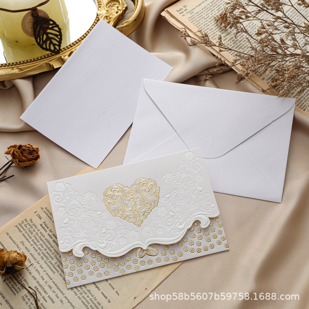 Heart-shaped gold stamping