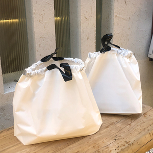 工厂定制购物拉绳袋塑料Pe拉绳袋带您自己的标志 - Product Image 2