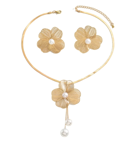 Necklace and Earring Sets