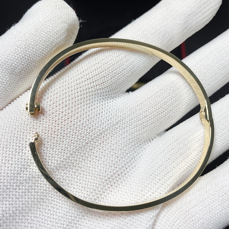 18K gold