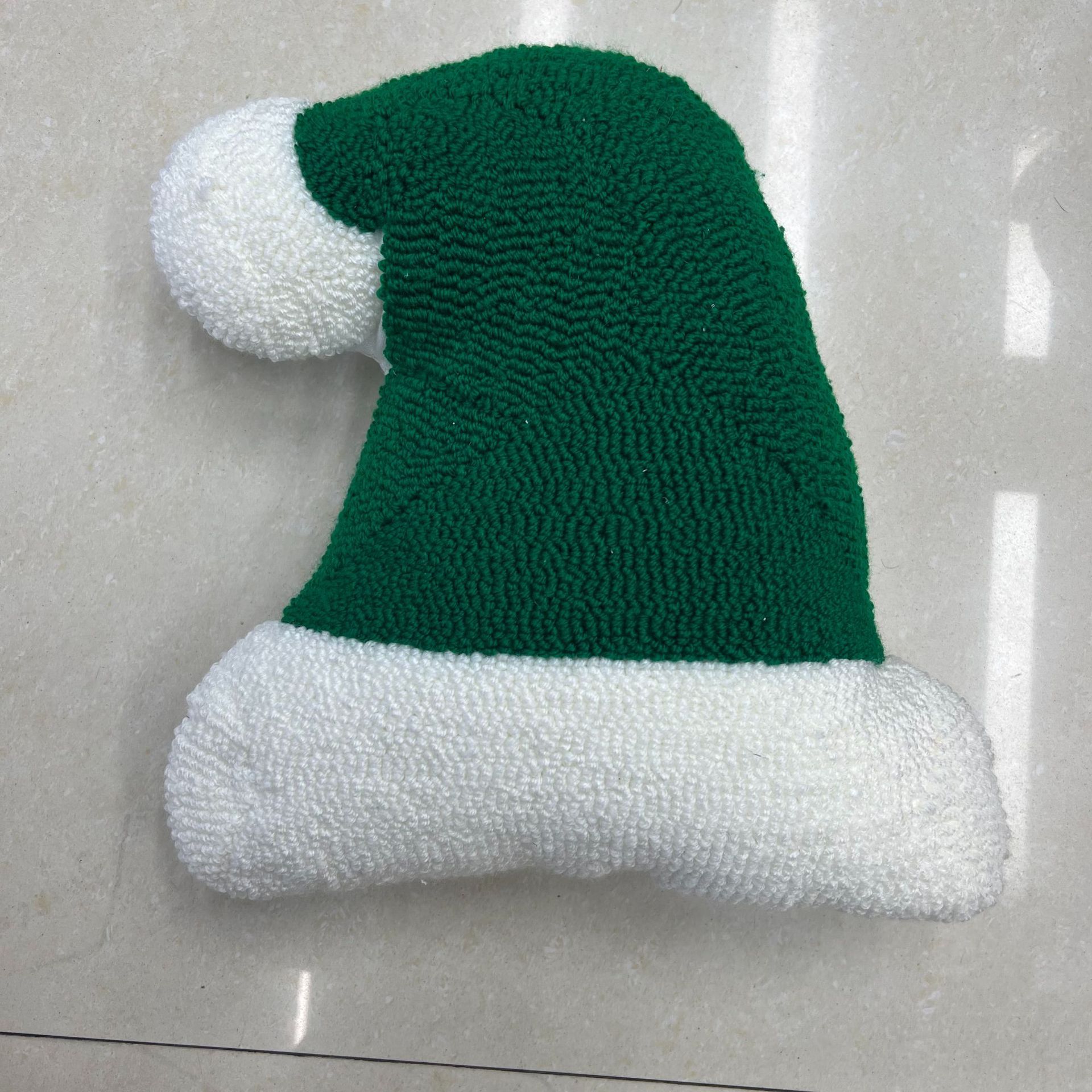 Christmas green hat 40*50