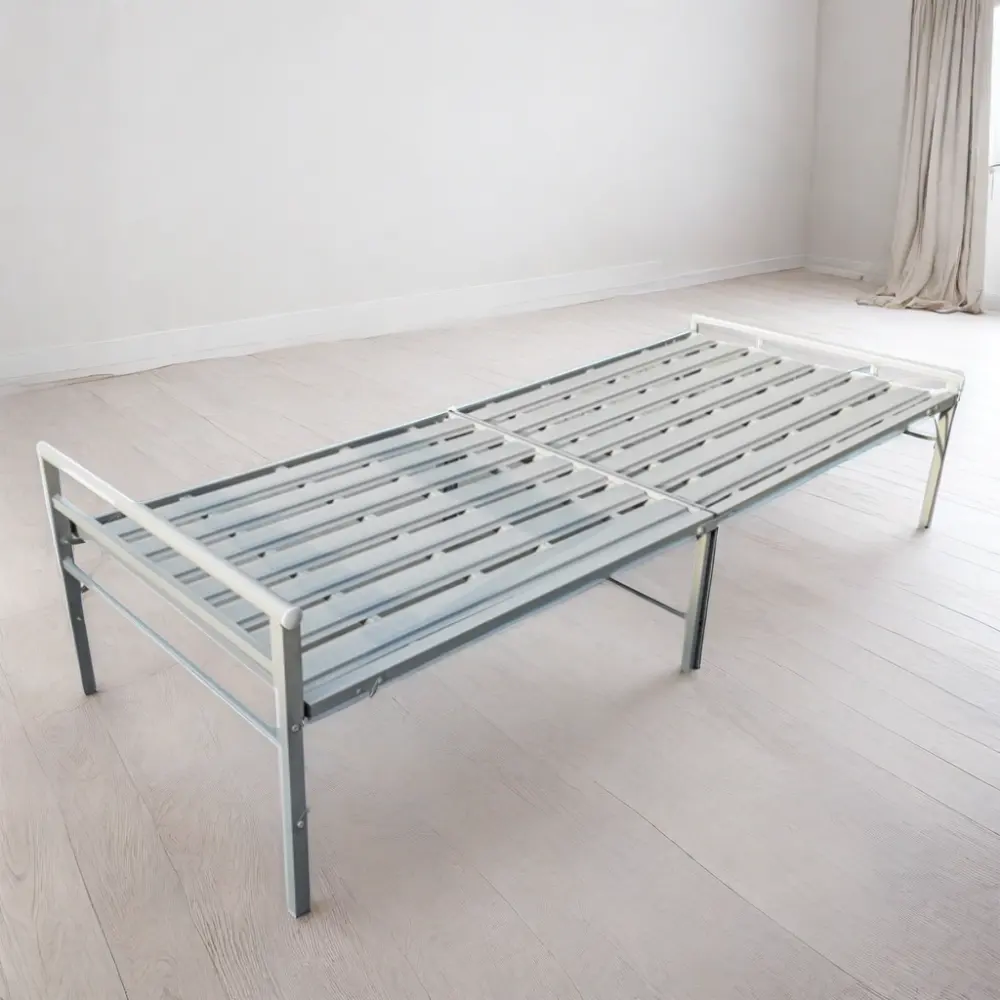 Einzelaufstellung freies faltbares Metallbett für Büro Schlafsaal Mietzimmer einfaches Mittagessen-Eisenbett Design
