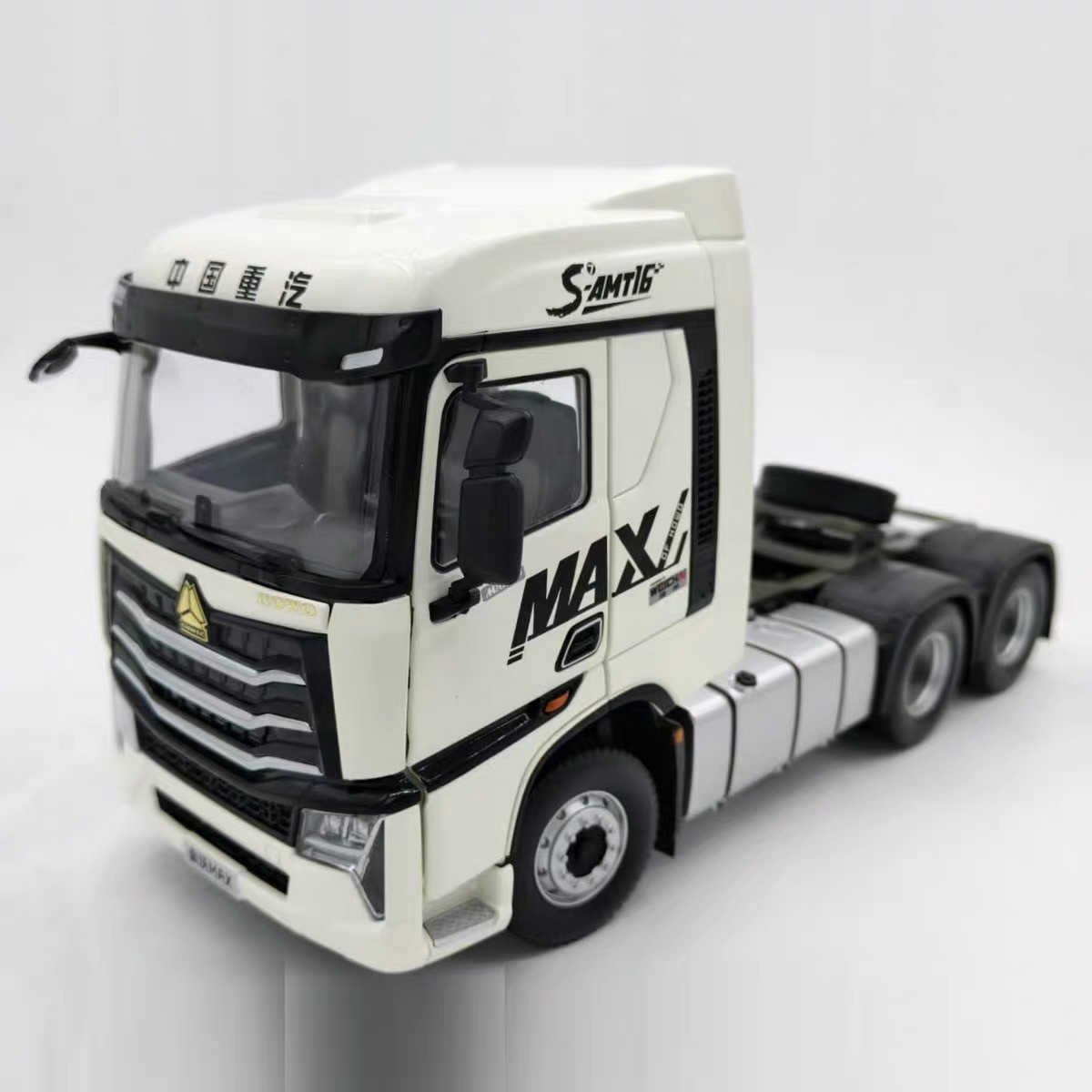 MAX Blanc