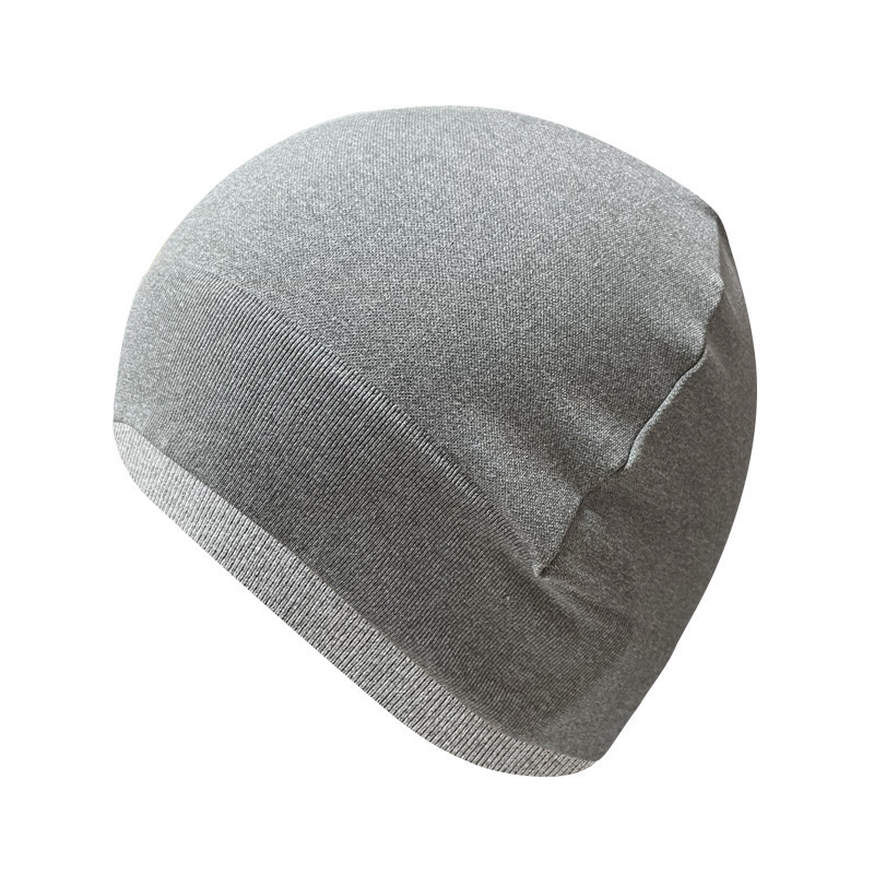 Bonnet tricoté gris