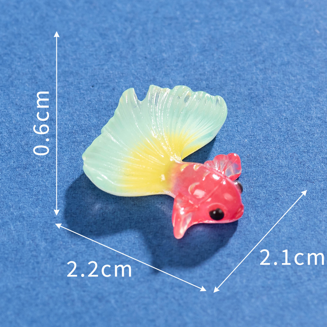 No. 8 Transparent Golden Tail