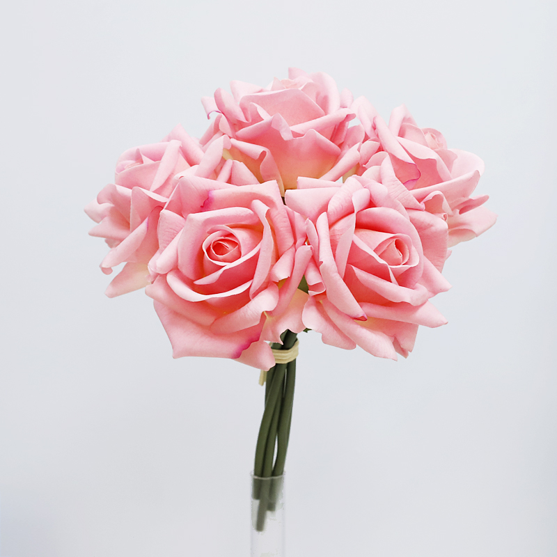 Rose profond
