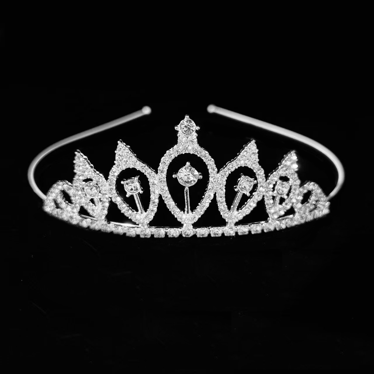 R16 crown model