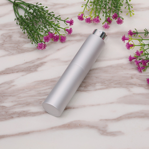 Biểu Tượng Tùy Chỉnh 8Ml 10Ml Nhôm Mini Xách Tay Du Lịch Màu Đen Matte Twist up Refillable Nước Hoa <span class=keywords><strong>Atomizer</strong></span> Chai - Product Image 6