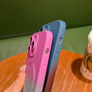 เคสชาร์จไร้สายผิวด้านแบบนิ่มสุดหรูเคสซิลิโคนแบบไล่ระดับสีสำหรับ iPhone 12 13 14 15 PRO MAX - Product Image 5