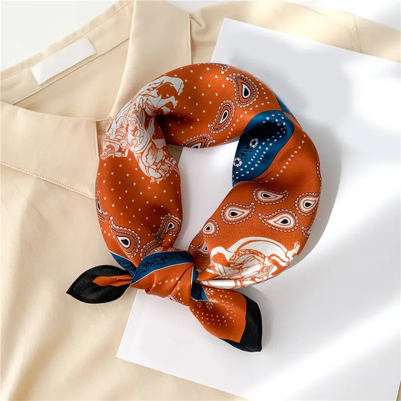 وشاح نسائي من الحرير الحقيقي للرقبة فولار أزياء نسائية باندانا منقوشة منديل مربع للسيدات أوشحة صغيرة ربطة عنق جديدة