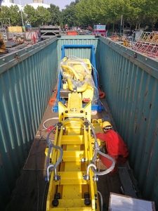 <span class=keywords><strong>TOP</strong></span> <span class=keywords><strong>Drive</strong></span> <span class=keywords><strong>System</strong></span> Equivalente a un sistema de perforación en yacimientos petrolíferos