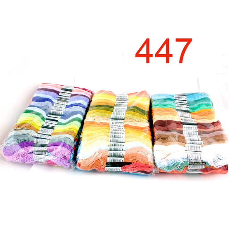 447 colori di filo da ricamo