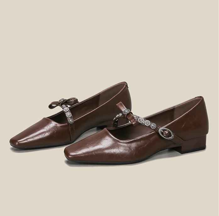 สีน้ำตาล