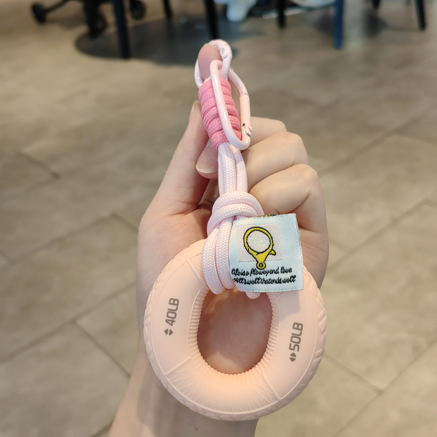 Cordón con anillo de agarre rosa