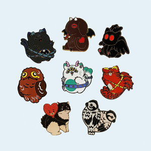 مخصص شكل الغيتار طية صدر السترة دبوس مصبوغ الأزرق والأبيض معدن المينا لينة طية صدر السترة شارات مع معان - Product Image 3