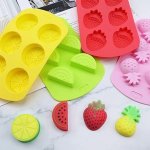 Tùy Chỉnh BPA Miễn Phí Tái Sử Dụng <span class=keywords><strong>Ice</strong></span> <span class=keywords><strong>Cube</strong></span> Khay Khuôn Trái Cây Hình Dạng Dâu Tây Dứa Dưa Hấu Silicone <span class=keywords><strong>Ice</strong></span> <span class=keywords><strong>Cube</strong></span> Khay Silicone Khuôn - Product Image 6
