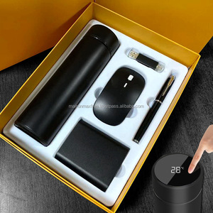 Düşük adedi 5 in1 promosyon hediyelik ambalaj paketleri set güç banka kalem usb fare şişe erkekler hediye seti - Product Image 3