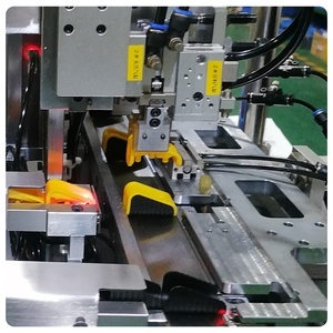 Máquina de montagem automática de apontador