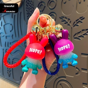 かわいい漫画の希望ウサギのキーホルダーペンダント学生バッグのための創造的なプラスチック人形カップルのための小さな贈り物-卸売 - Product Image 2