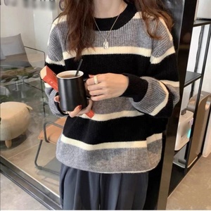 対照的な色のゆるいストライプのジャンパー - Product Image 6