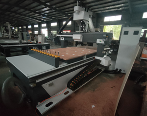 Máquina de tallado de carpintería supercnc 3D, cambiador de herramientas lineal de cuatro cabezales, enrutador CNC ATC con hoja de sierra - Product Image 6