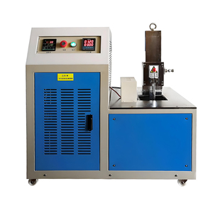 ISO974 <span class=keywords><strong>Machine</strong></span> d'essai de fragilité en caoutchouc vulcanisé plastique usine de testeur de fragilisation par impact à basse température - Product Image 3