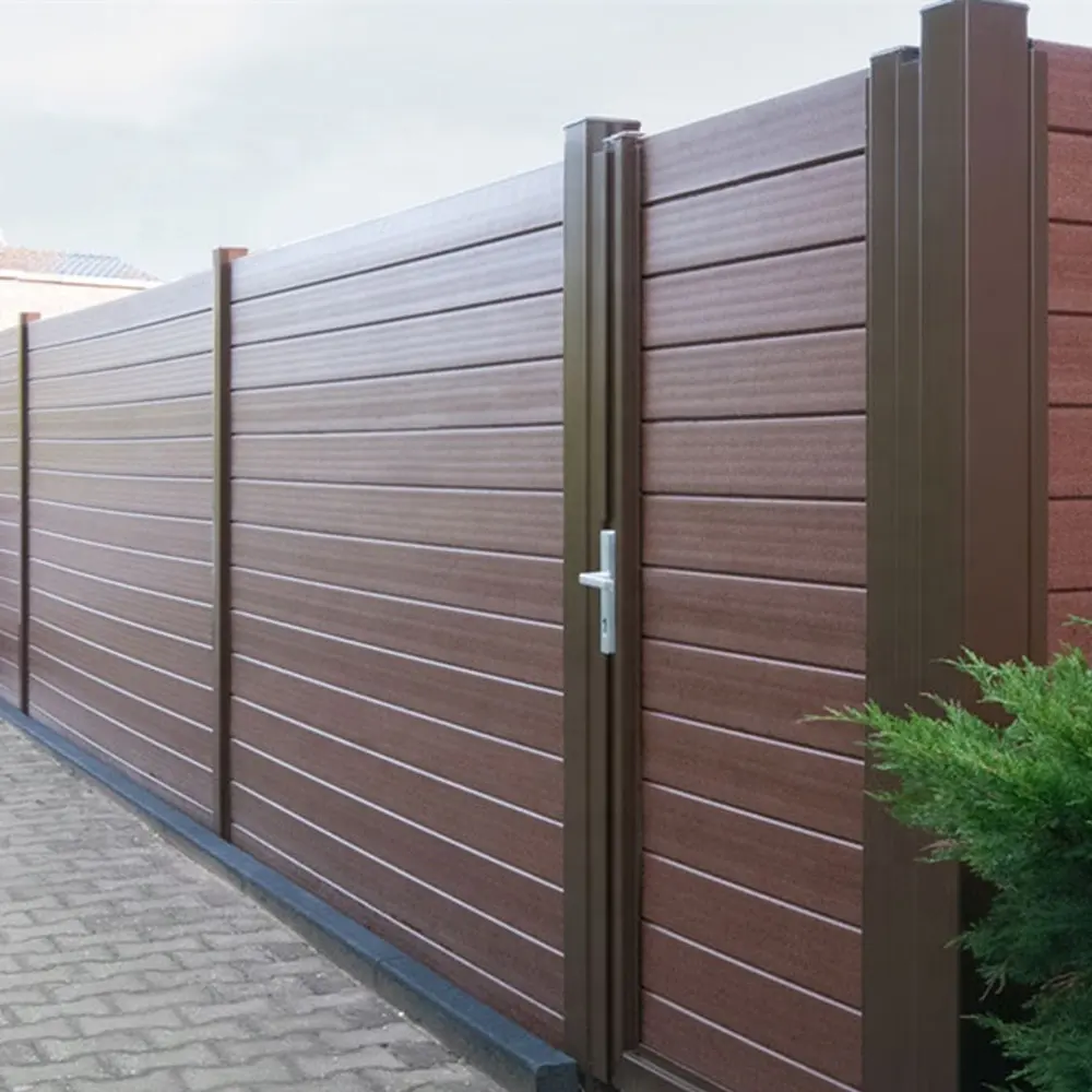 Wpc cerca do painel 6x6 pés de madeira, cerca de composto de plástico com portão para jardim doméstico
