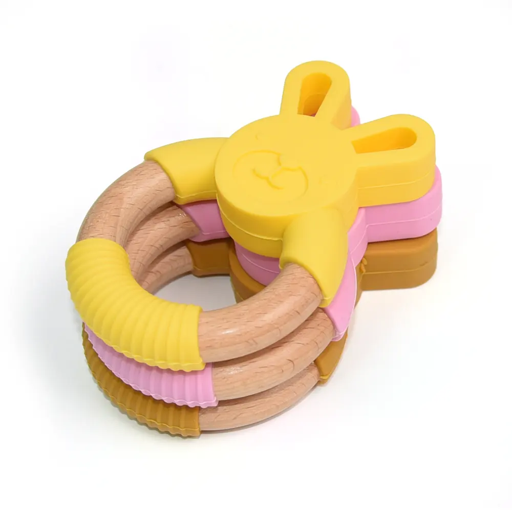 शुरुआती पशु खड़खड़ सिलिकॉन और बीच की लकड़ी नरम खिलौना लेजर लकड़ी अंगूठी पशु Teethers पर 10.4*7.5cm एन-71, सीपीसी सीएन; गुआ 50g
