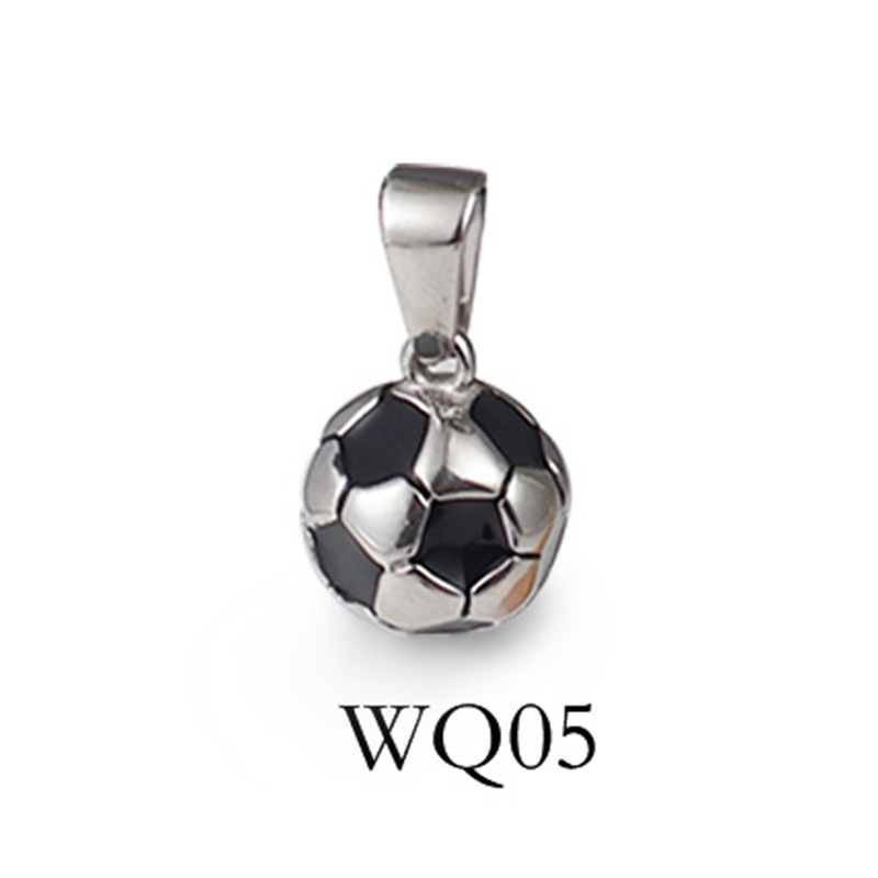 WQ05--football - silver