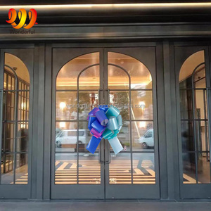 Wonderful 15-inch Plastic <span class=keywords><strong>Ribbon</strong></span> Bows Giant Ribbons Gift Embrulho <span class=keywords><strong>Bulk</strong></span> Factory Pricing Natal Decorações do feriado