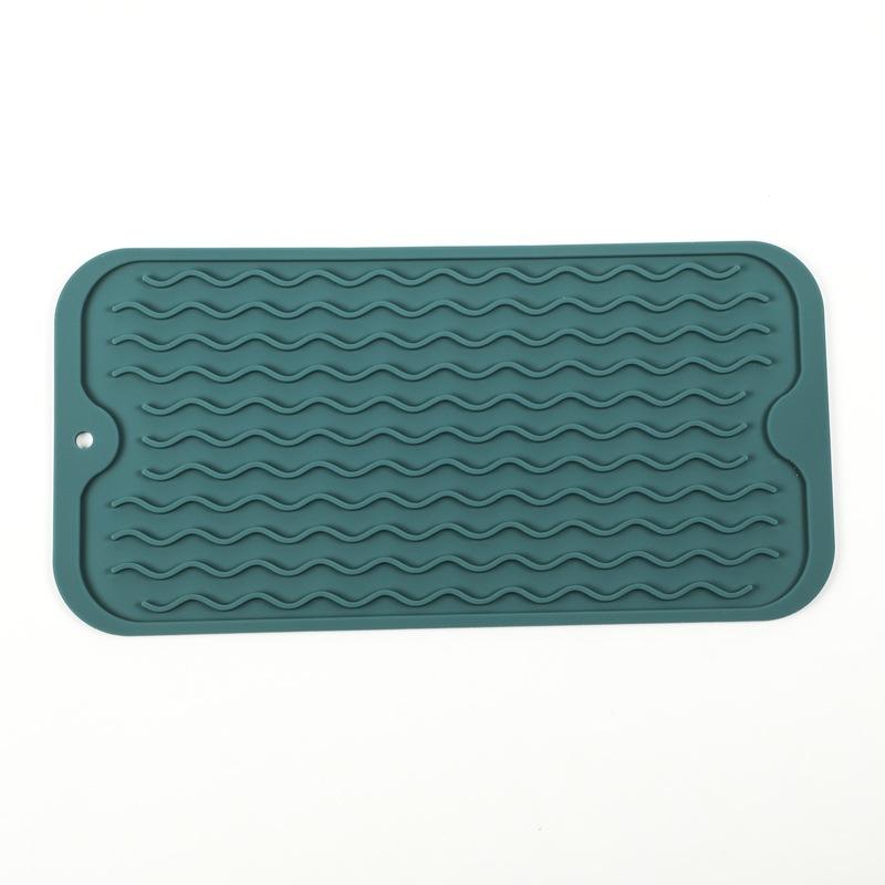 สีเขียวอ่อน