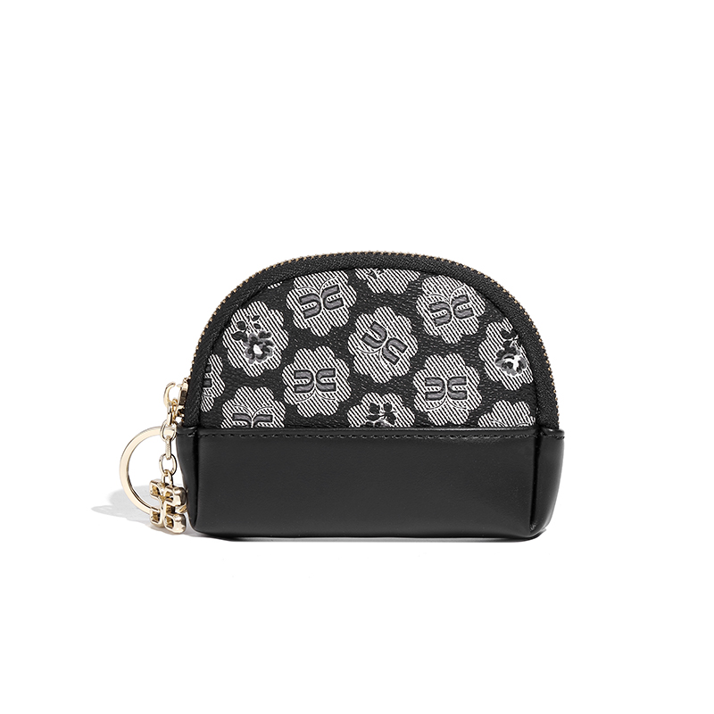 C740#black