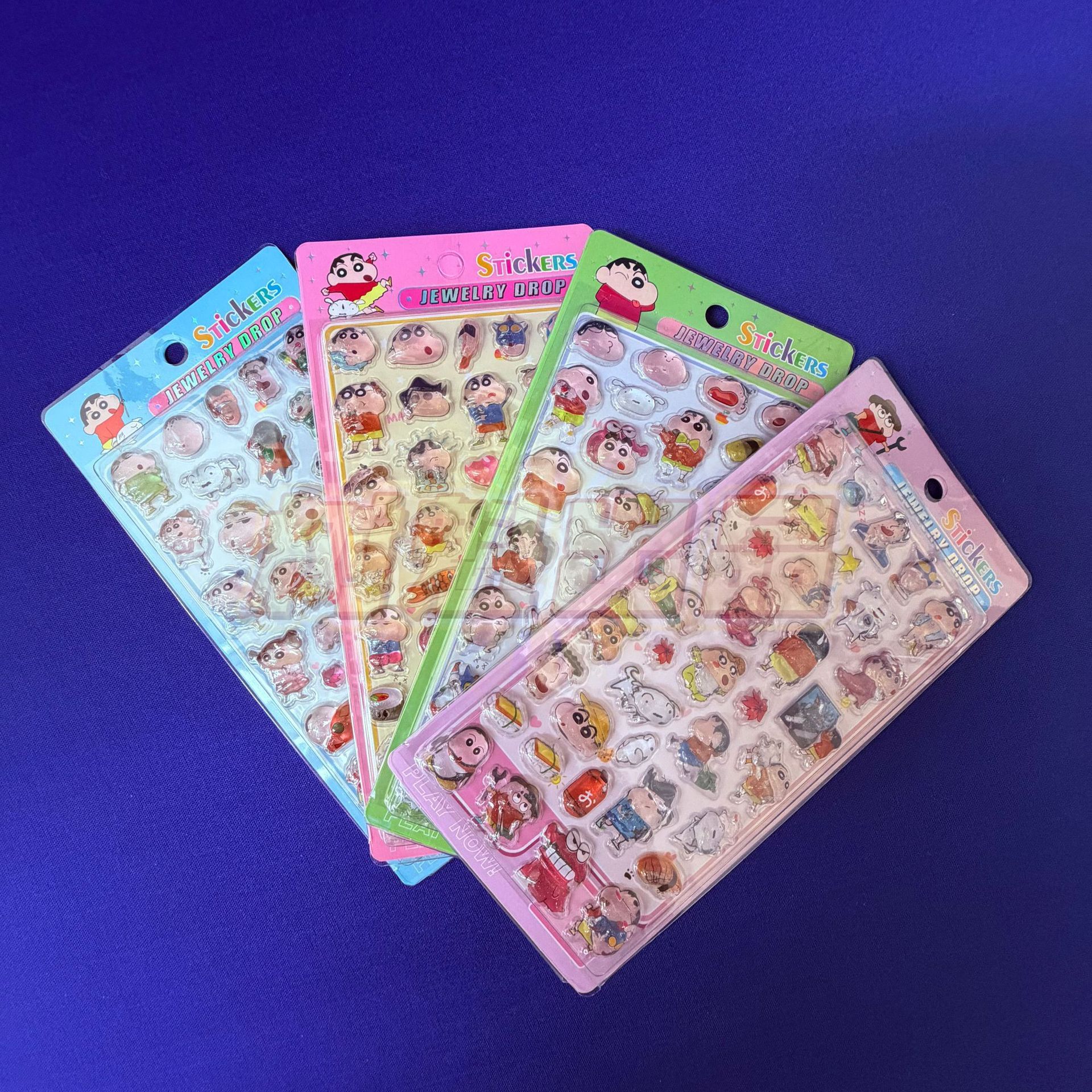 Crayon xiaoxin-tous les quatre cheveux