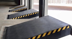 Nuevo equipo de elevación Nivelador de muelle de plataforma de transporte de carga con sobrepeso para carga y descarga - Product Image 5