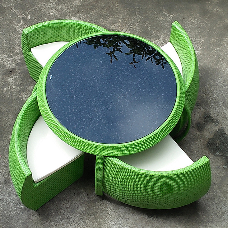 Four chairs and one table-green