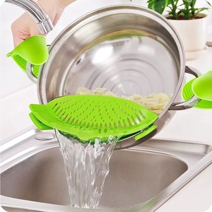 Kitchen Gizmo Snap <strong>Strain</strong> <strong>Pot</strong> Strainer and Pasta Strainer Adjustable Silicone Clip on Strainer for <strong>Pots</strong> - Product Image 3