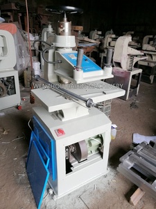 <strong>Plastic</strong> W Puncher Manual <strong>Hydraulic</strong> <strong>Punching</strong> <strong>Machine</strong>