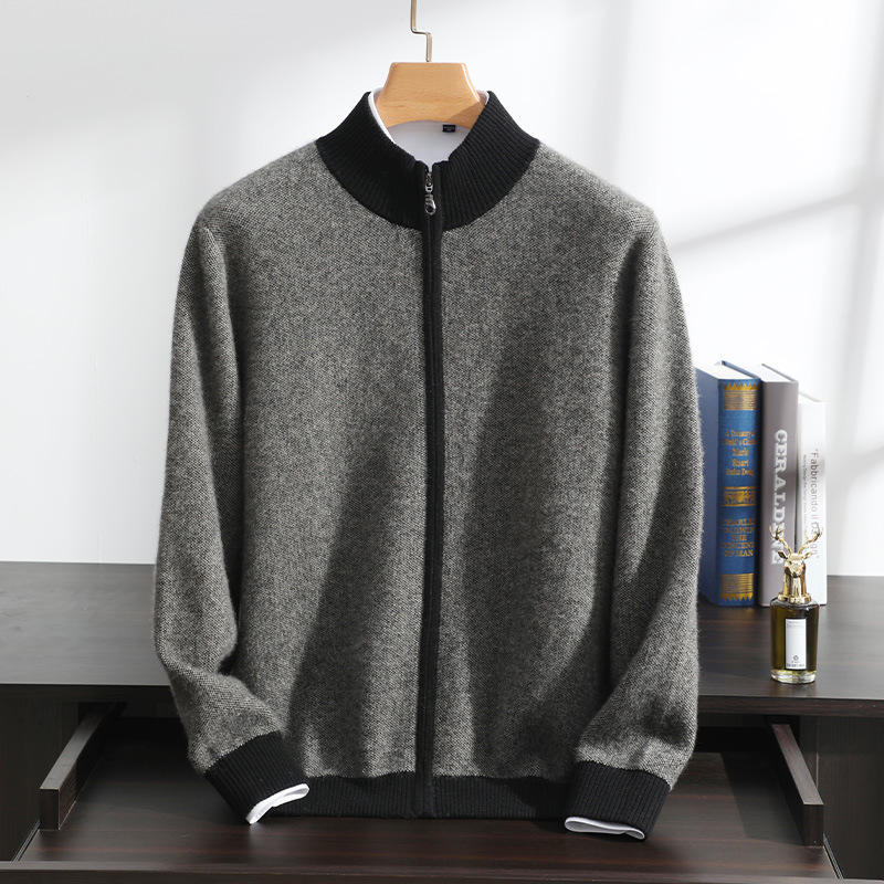 สีเทาน้ำตาล